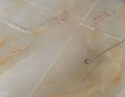 弋江瓷砖空鼓维修公司分享粘合剂选择不当在瓷砖铺贴过程中可能导致以下问题